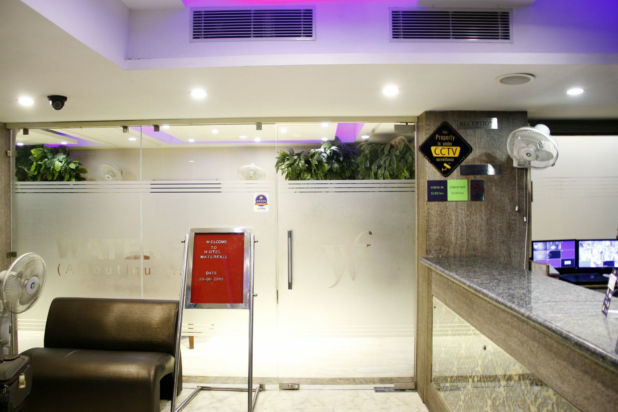 Hotel Waterfall Delhi (National Capital Territory of India) Exterior foto