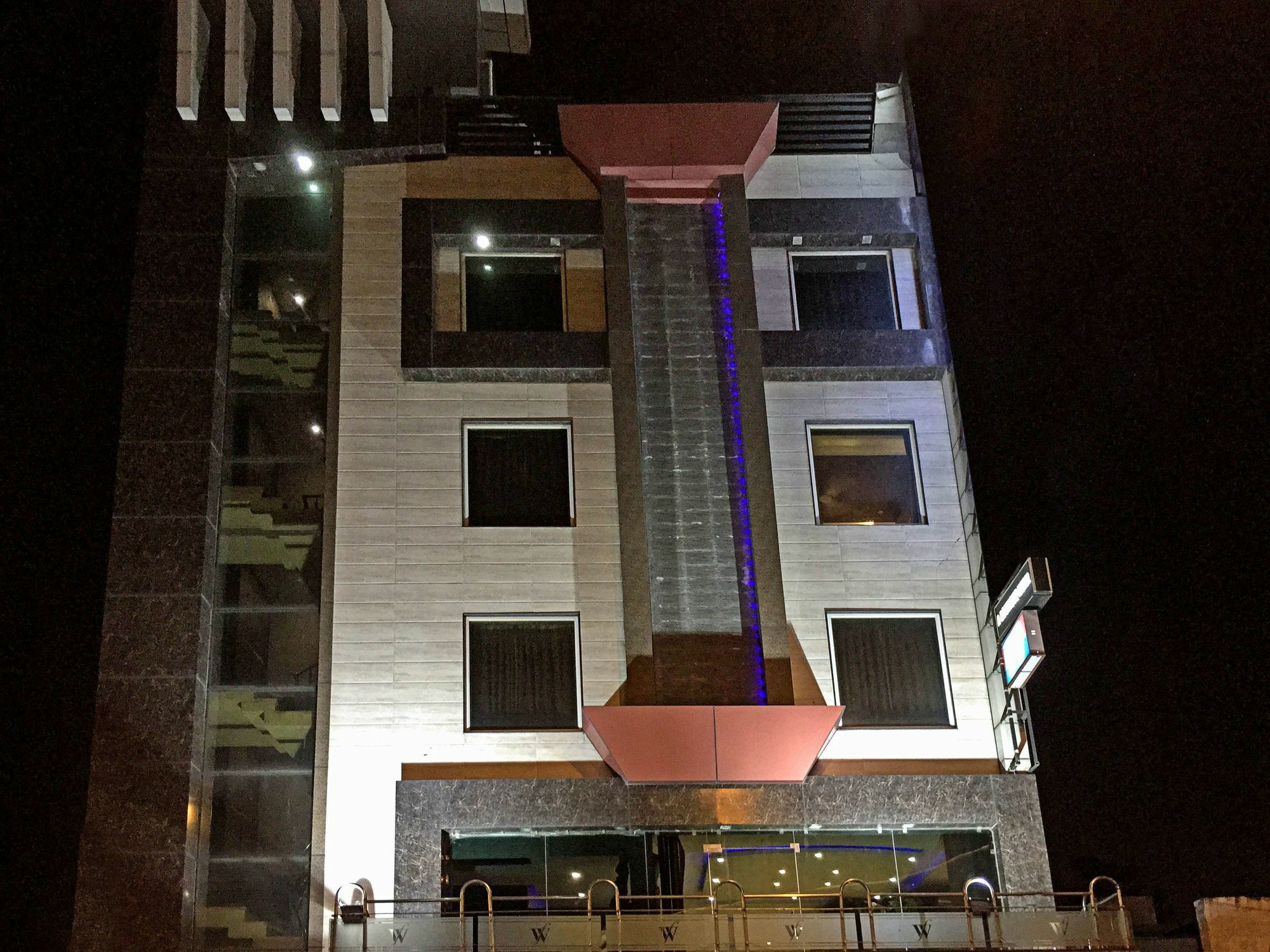 Hotel Waterfall Delhi (National Capital Territory of India) Exterior foto