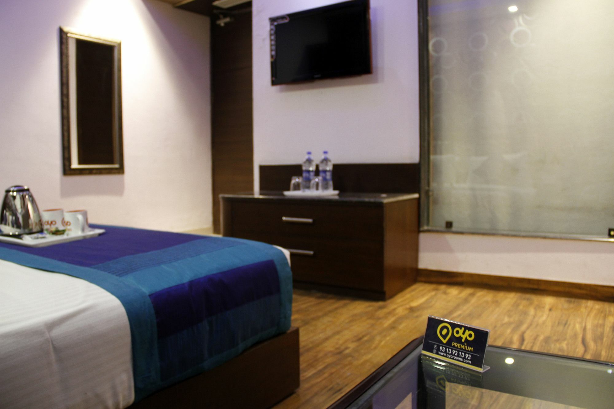 Hotel Waterfall Delhi (National Capital Territory of India) Exterior foto
